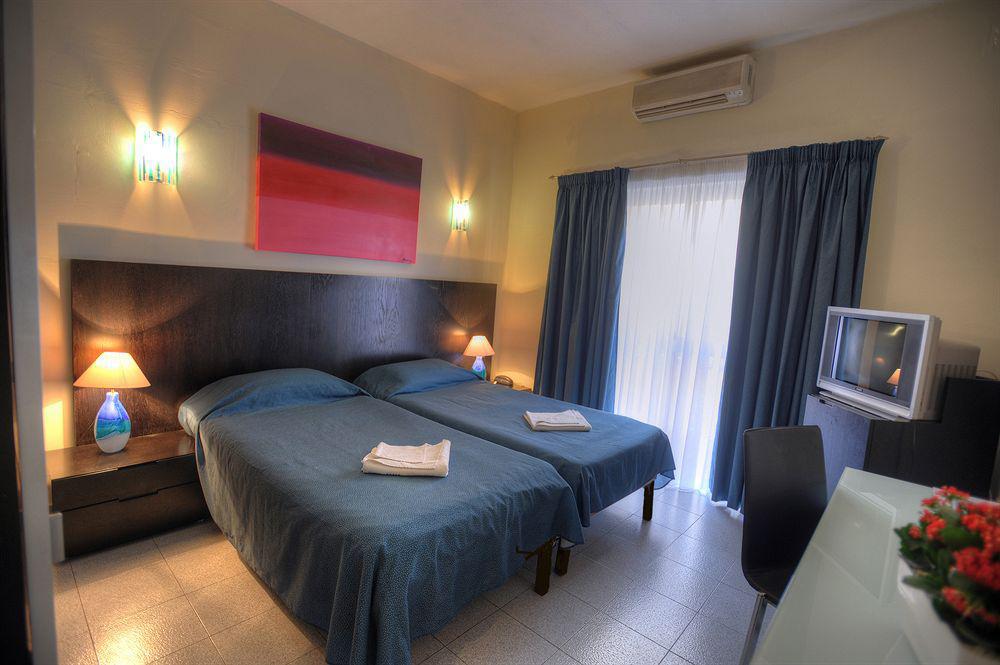 Bay Hotel Saint Julian's